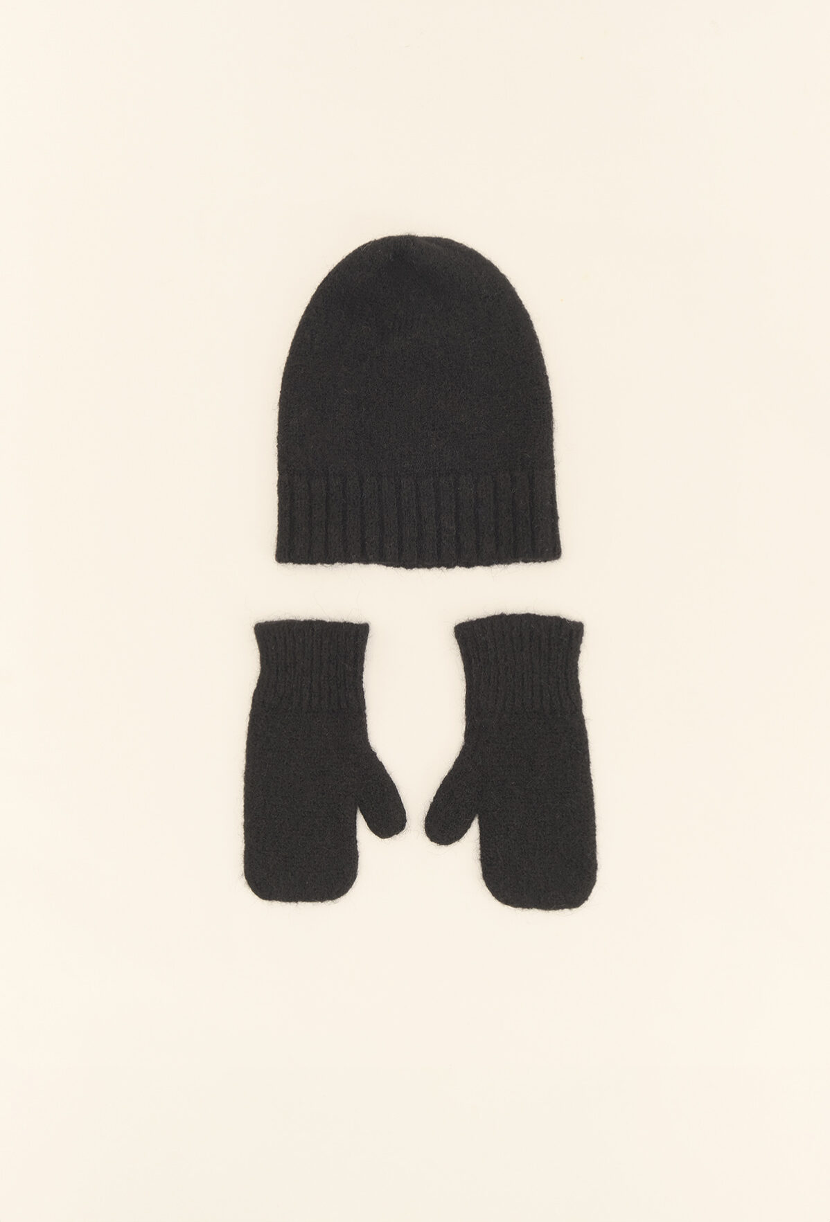Alpaca beanie - Black