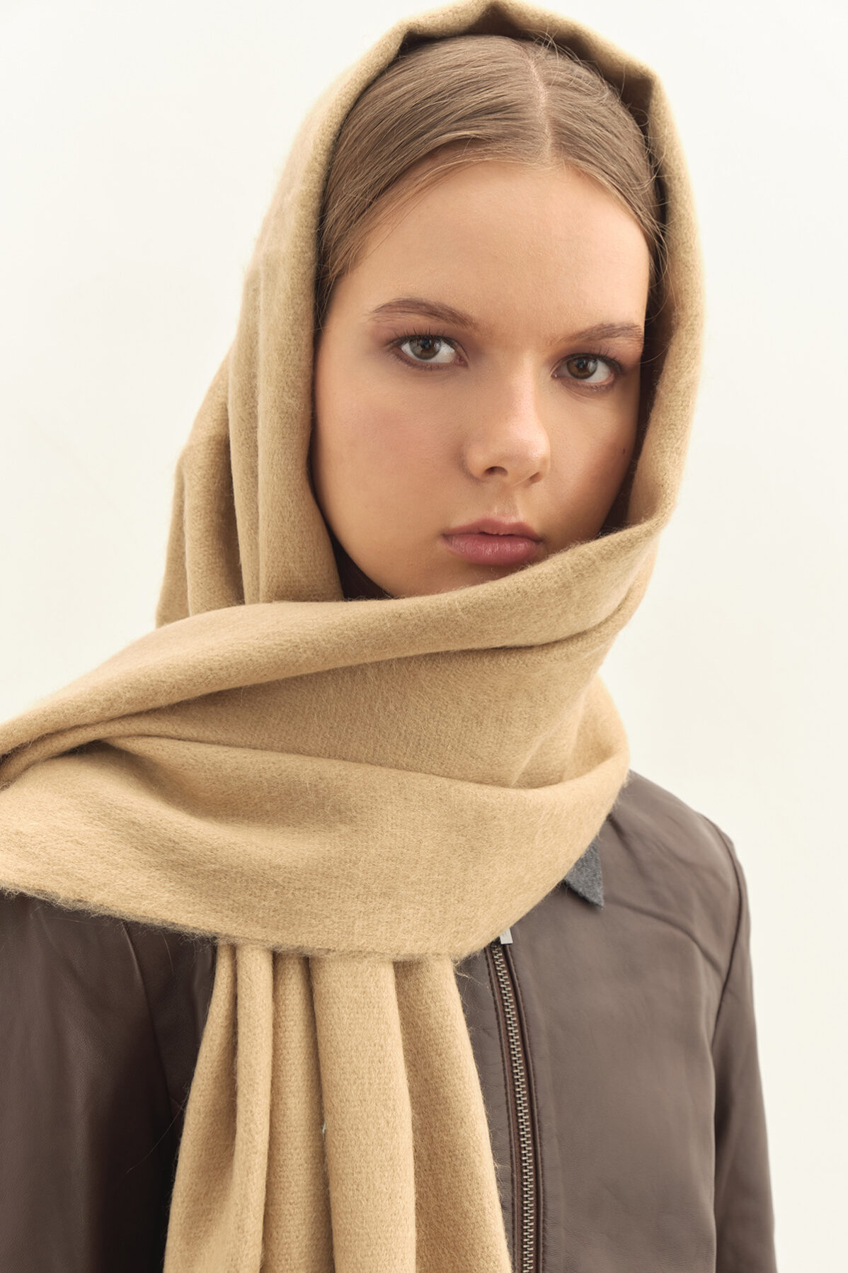 Scarf Acari — Beige